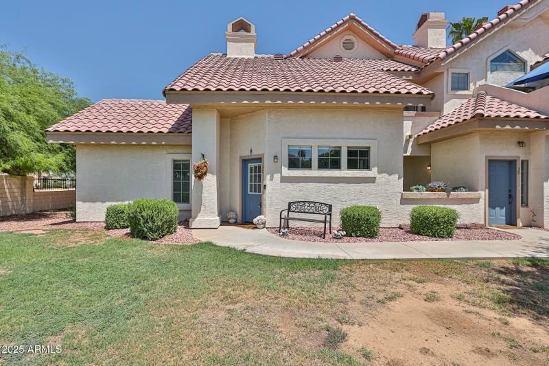 Entrance from Common Area