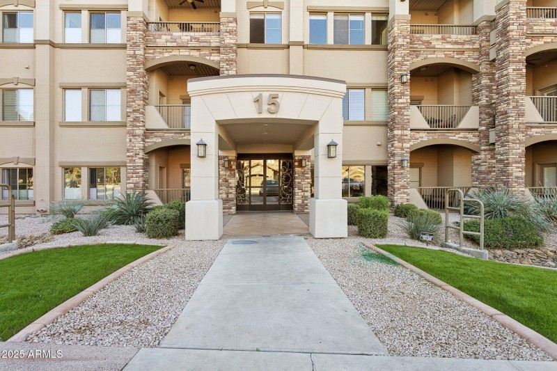 1-web-or-mls-5350-e-deer-valley-dr-4267