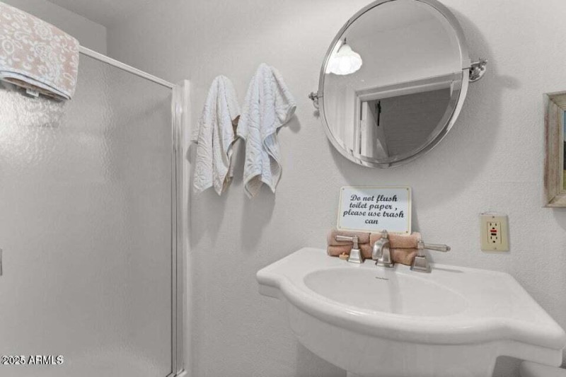 20250825170632010521000000-o