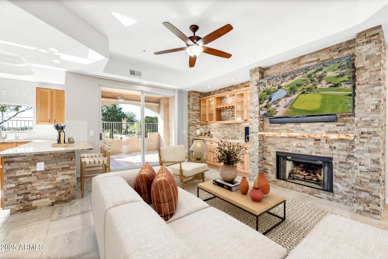 Living Room Luxury Finishes