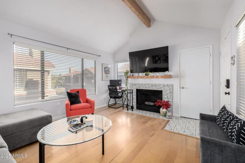 5122 E Shea Blvd 2097