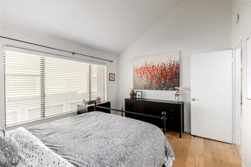 5122 E Shea Blvd 2097