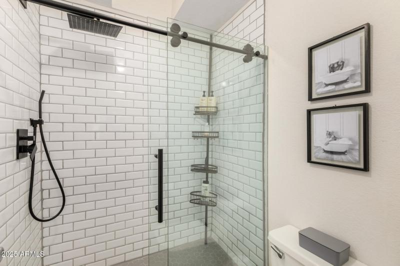 5122 E Shea Blvd 2097