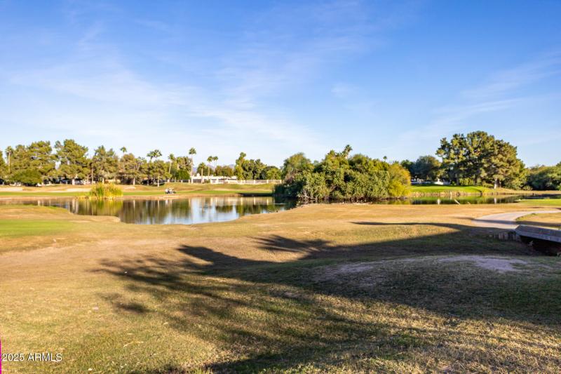 5122 E Shea Blvd 2097