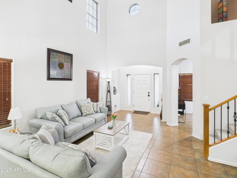 CAM04435G0-PR0019-STILL020