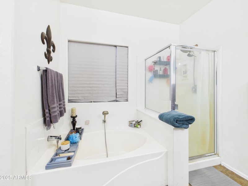 CAM04435G0-PR0019-STILL039