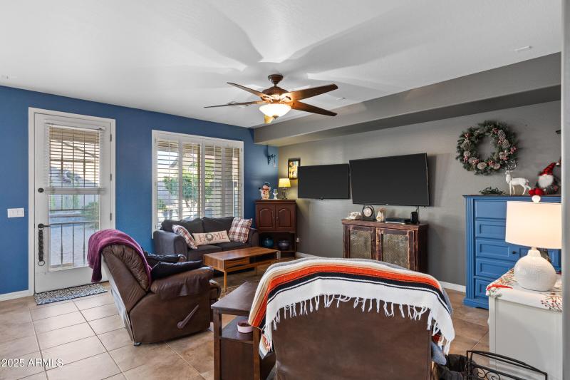 31417 N Desert Star St-7