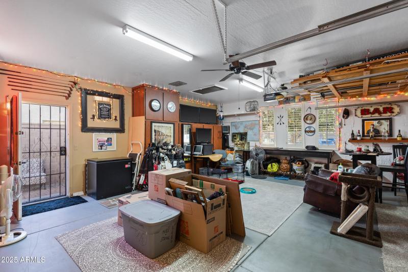 31417 N Desert Star St-32