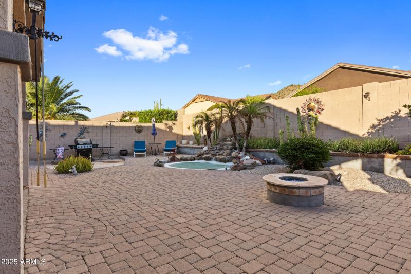 31417 N Desert Star St-36