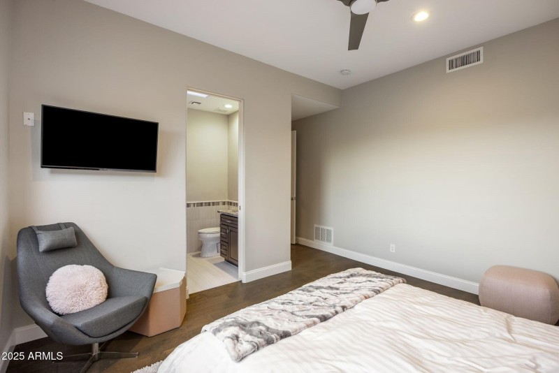 037_Guest Bedroom A2