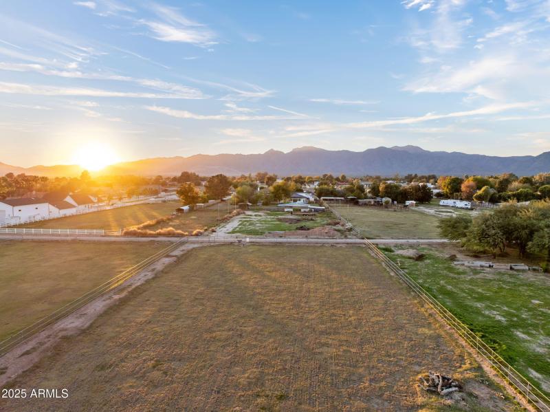 17-web-or-mls-DJI_20251202172040_0033_D