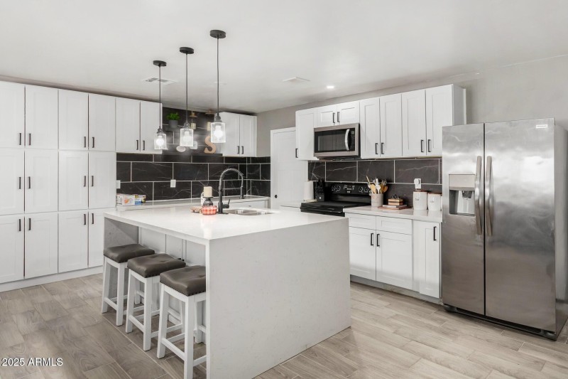 20251016170542584795000000-o