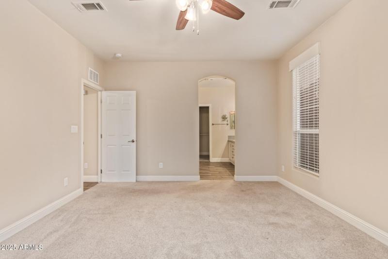 3301 S Goldfield RD 6039