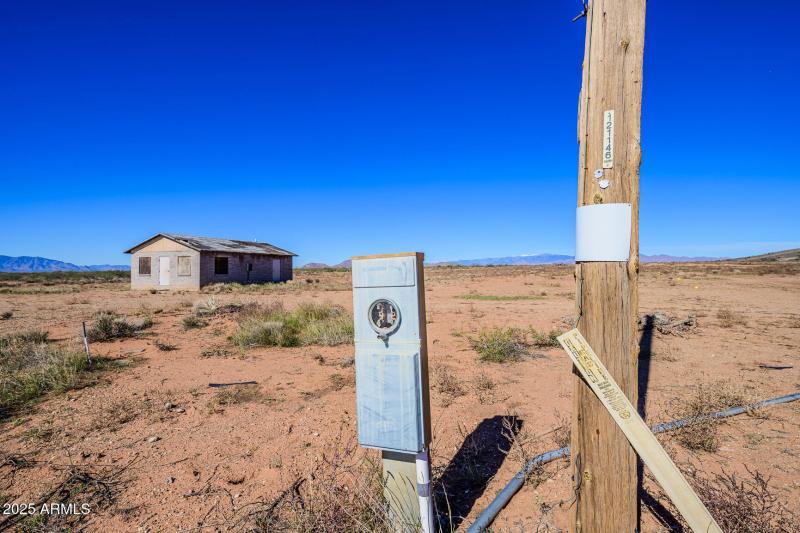 020 - 2909 E. Country Club Drive