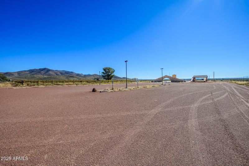 003 - 2909 E. Country Club Drive