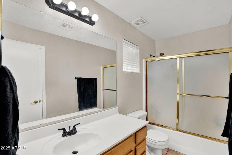 15-web-or-mls-16629 S 44th Pl-16