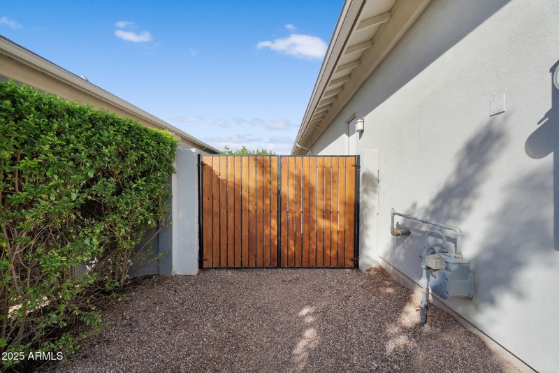 8-web-or-mls-Arabian-4