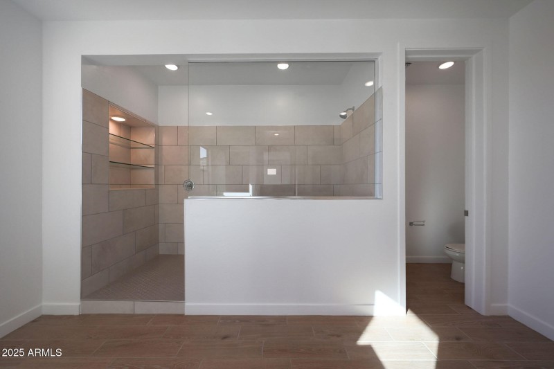 PHX_Landmarke_Lot 1188_redwood_333_Owner