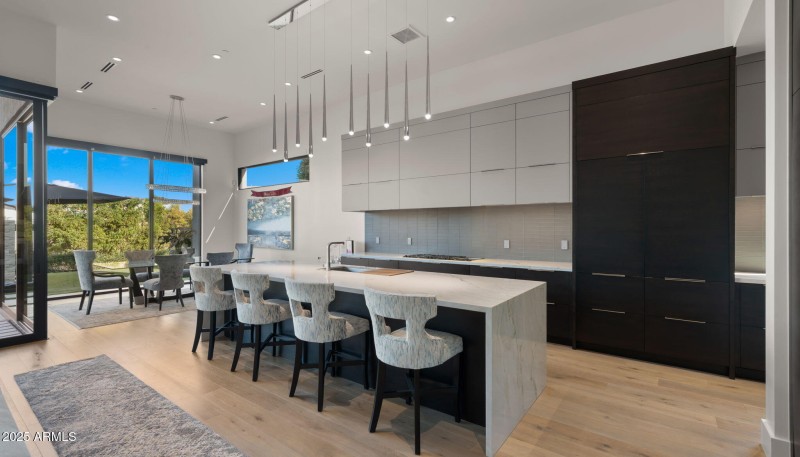 25-web-or-mls-Kitchen4