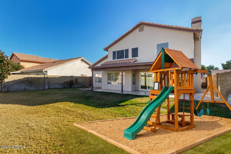 ChatGPT Image Dec 4, 2025, 01_46_09 PM