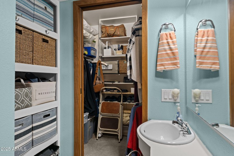 So much storage AND walk-in closet