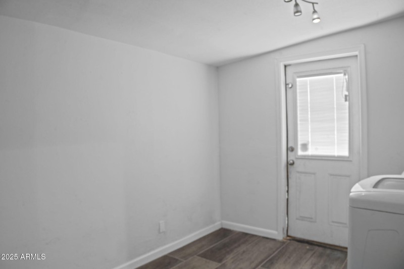 17-web-or-mls-_TMR6351