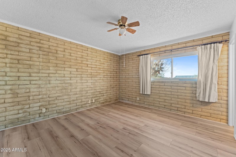 16-web-or-mls-DSC01369