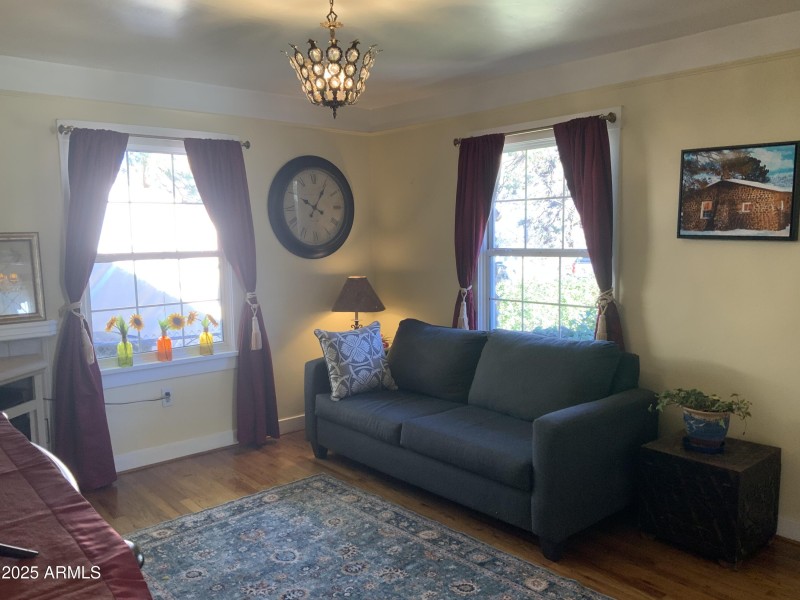 92C99A76-7556-4A2F-BF15-0E55612854E6