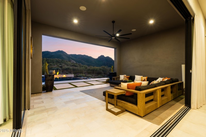 12-print-23962-n-123rd-pl