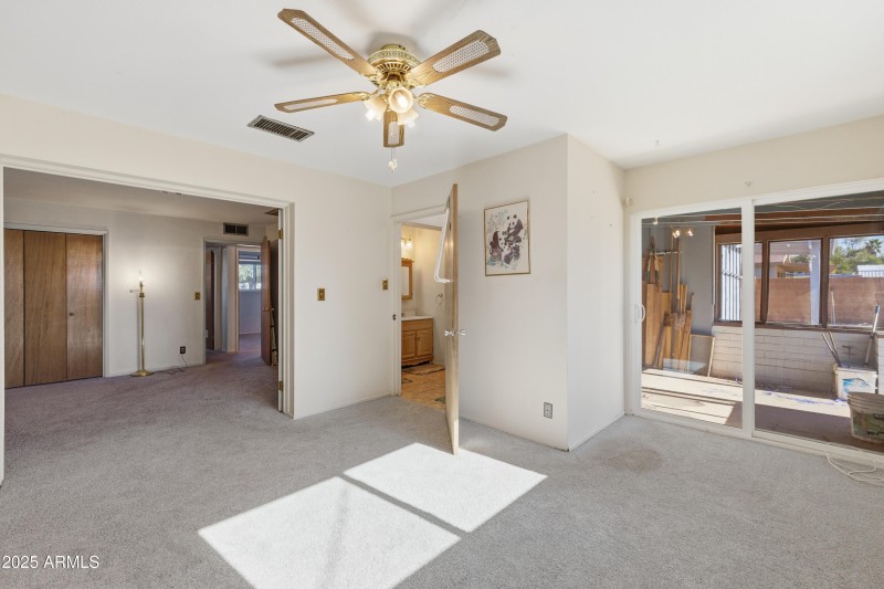 PRIVATE DOOR TO POOL