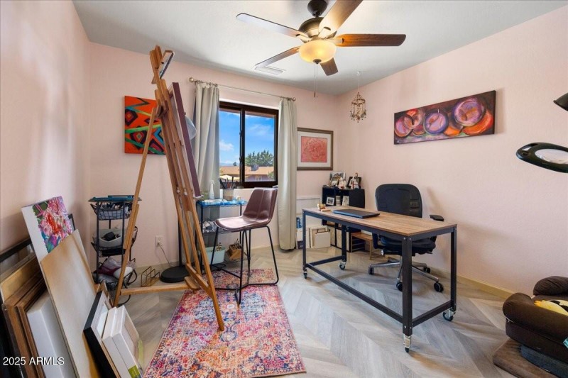 18-Bedroom Art room bedroom