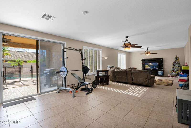 29-web-or-mls-P1383081