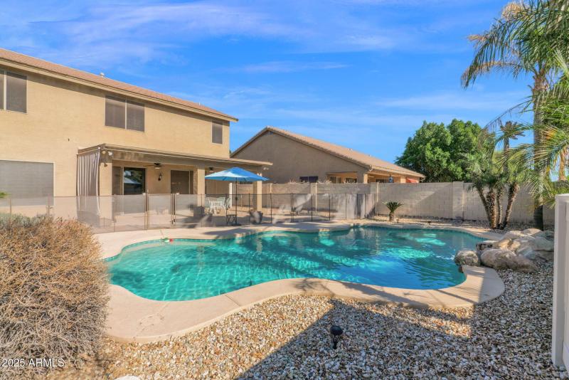 40-web-or-mls-P1383096