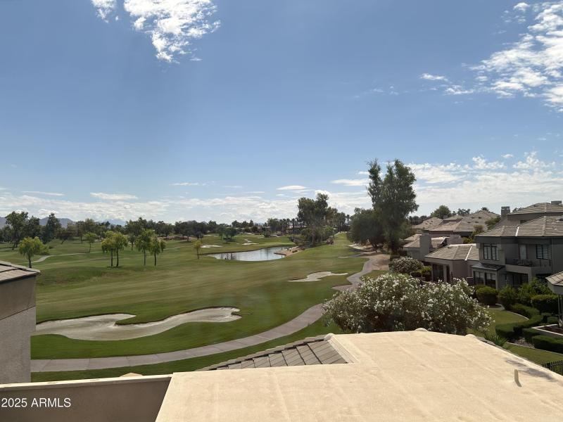 VIEWS FROM UPSTAIRS LOFT -GOLF VIEWS
