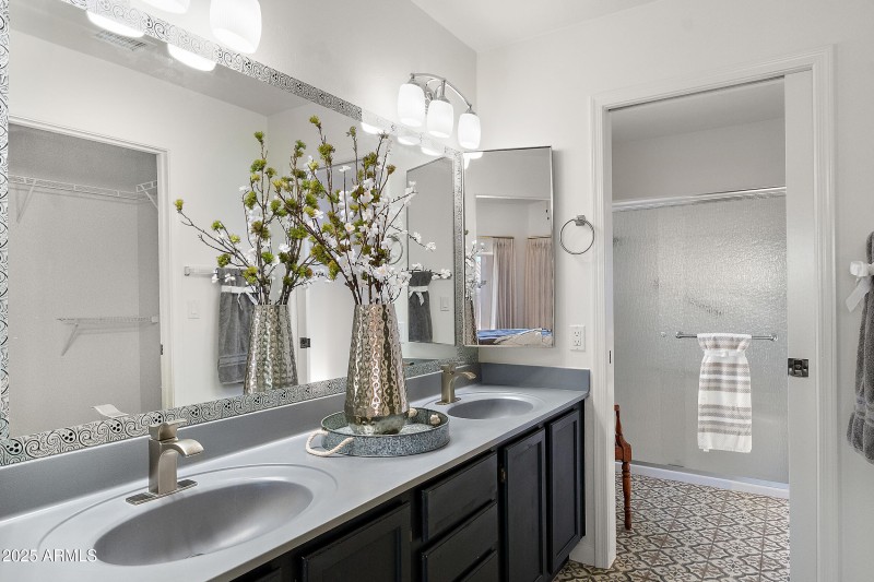 PRIMARY SUITE BATHROOM