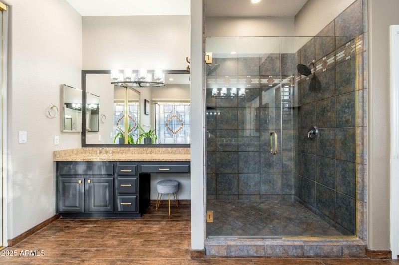 5744 E Hedgehog Pl - 26