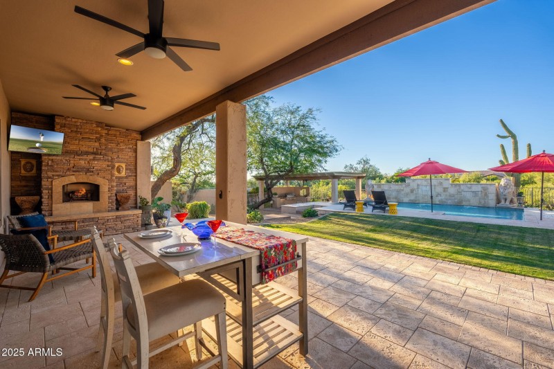 5744 E Hedgehog Pl - 40