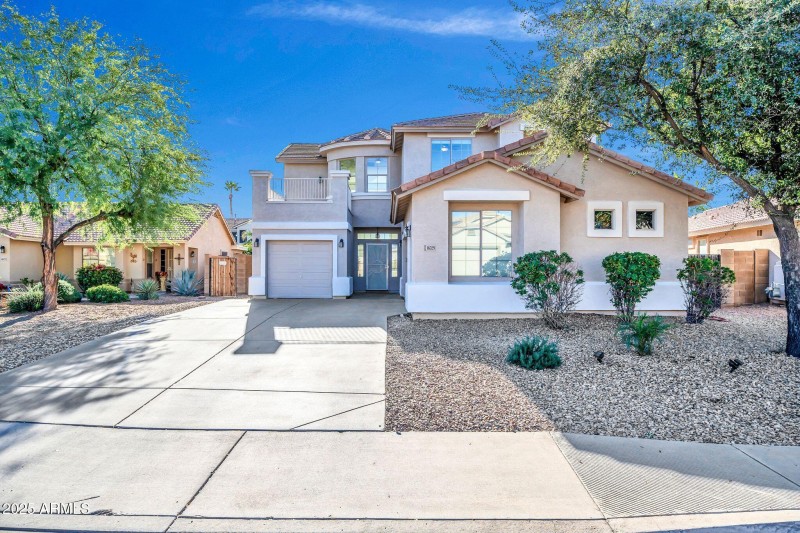 16529 W Saguaro Ln-1