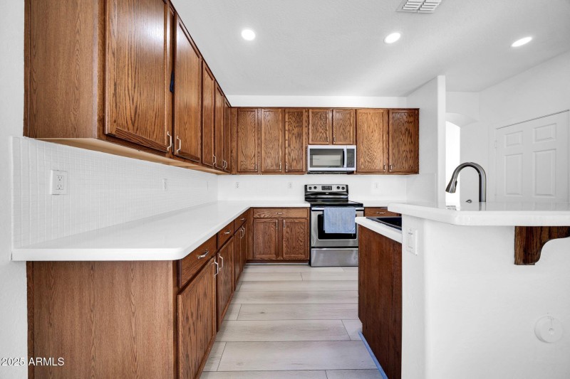 16529 W Saguaro Ln-16