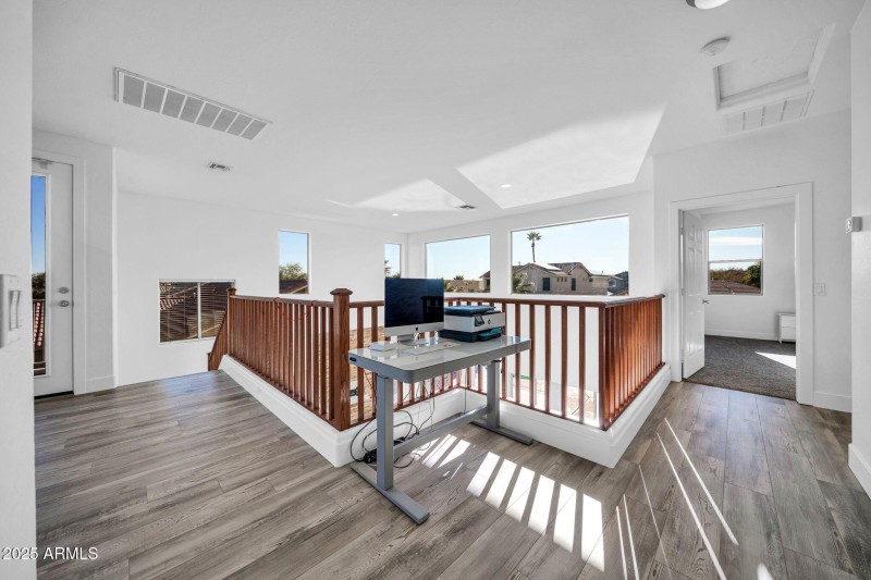 16529 W Saguaro Ln-29