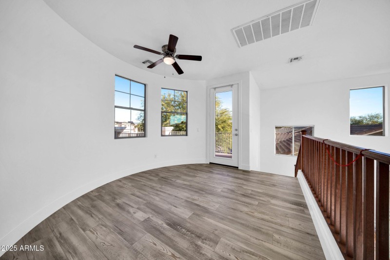 16529 W Saguaro Ln-36