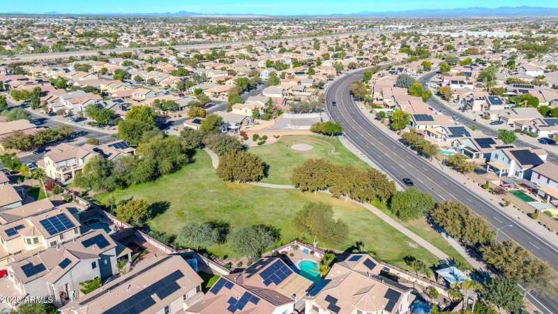 16529 W Saguaro Ln Drone-12