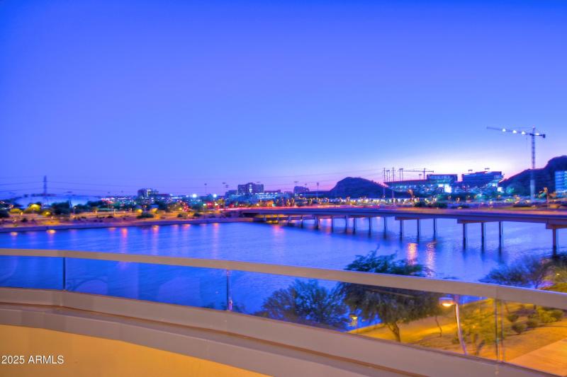 Northshore-Night elc export 36