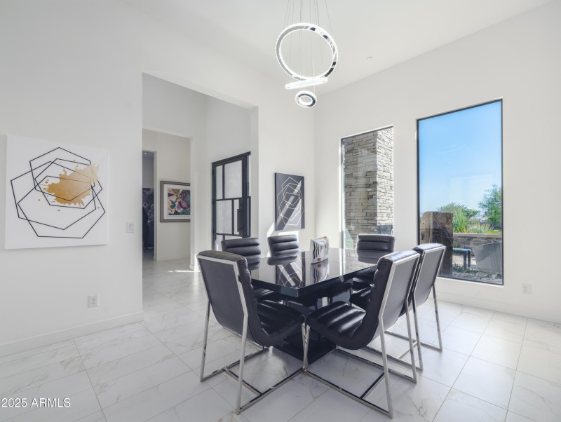 Perfect hosting space with wine bar