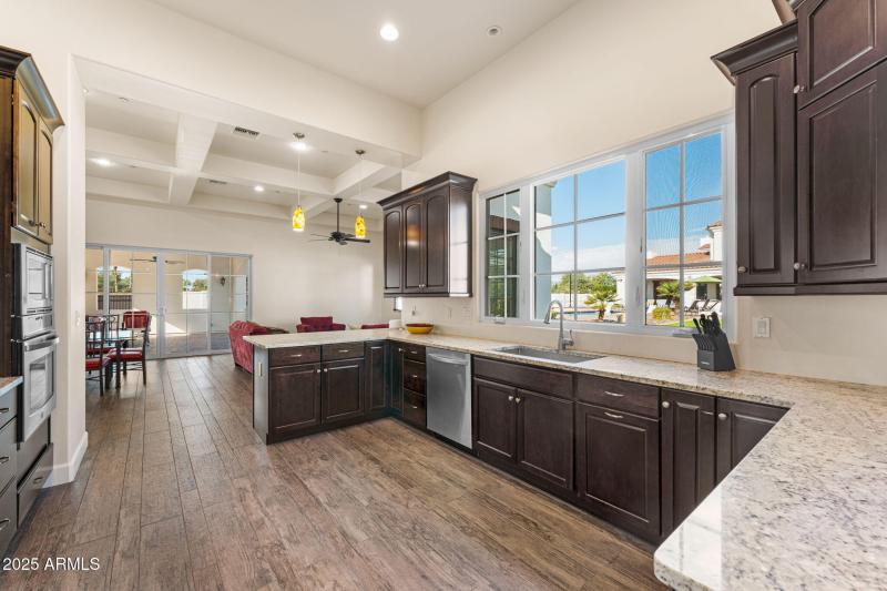 Kitchen (guest house)