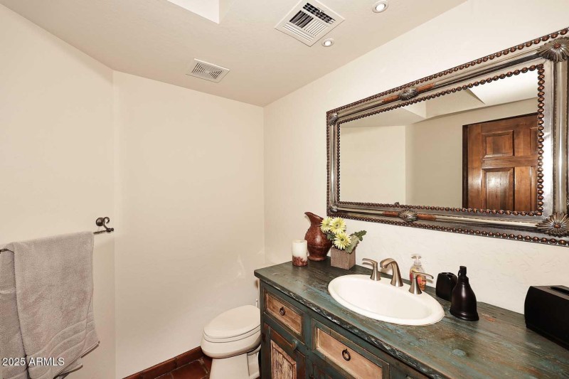 Guest Bedroom-Ensuite (2)