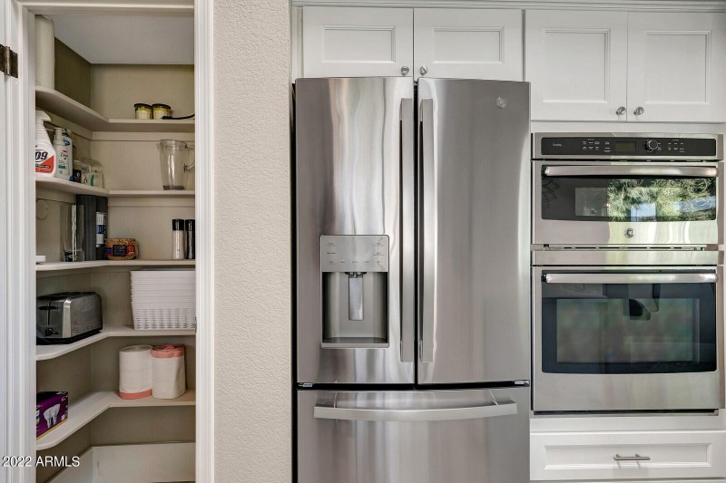 16_10559_N_104th_Place__16_mls