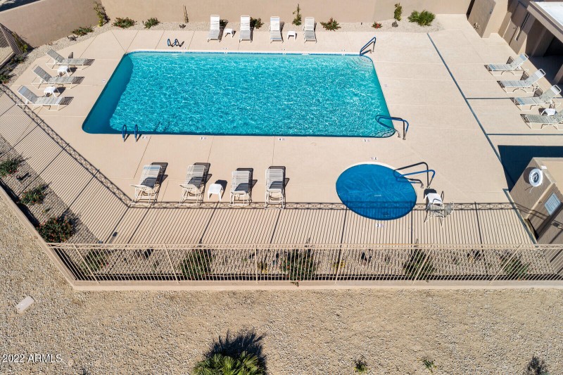 65_10559_N_104th_Place__65_mls