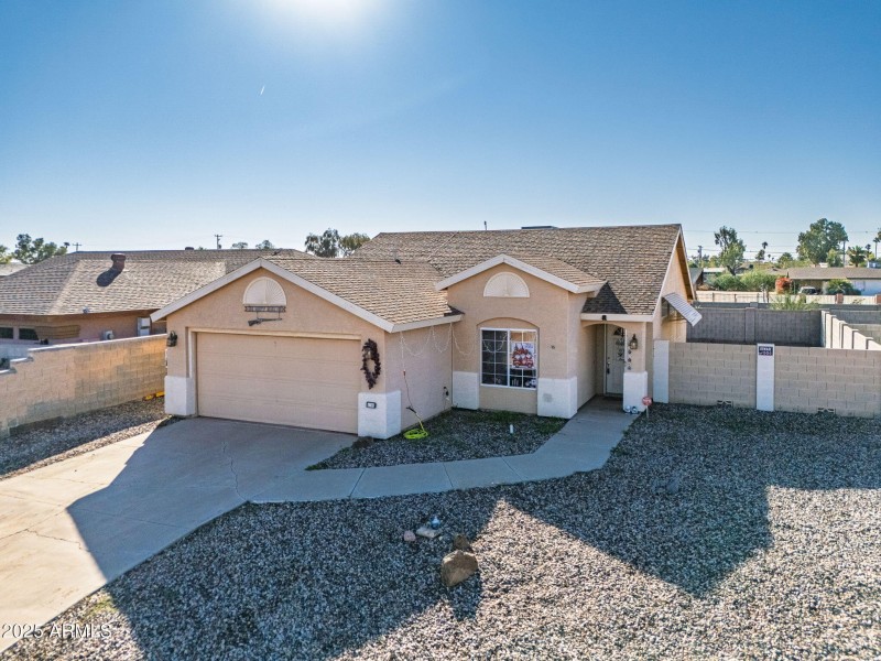 5-web-or-mls-8735 W Pineveta Dr-5