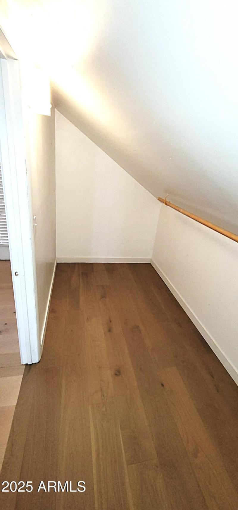 Main Bedroom Walk In Closet